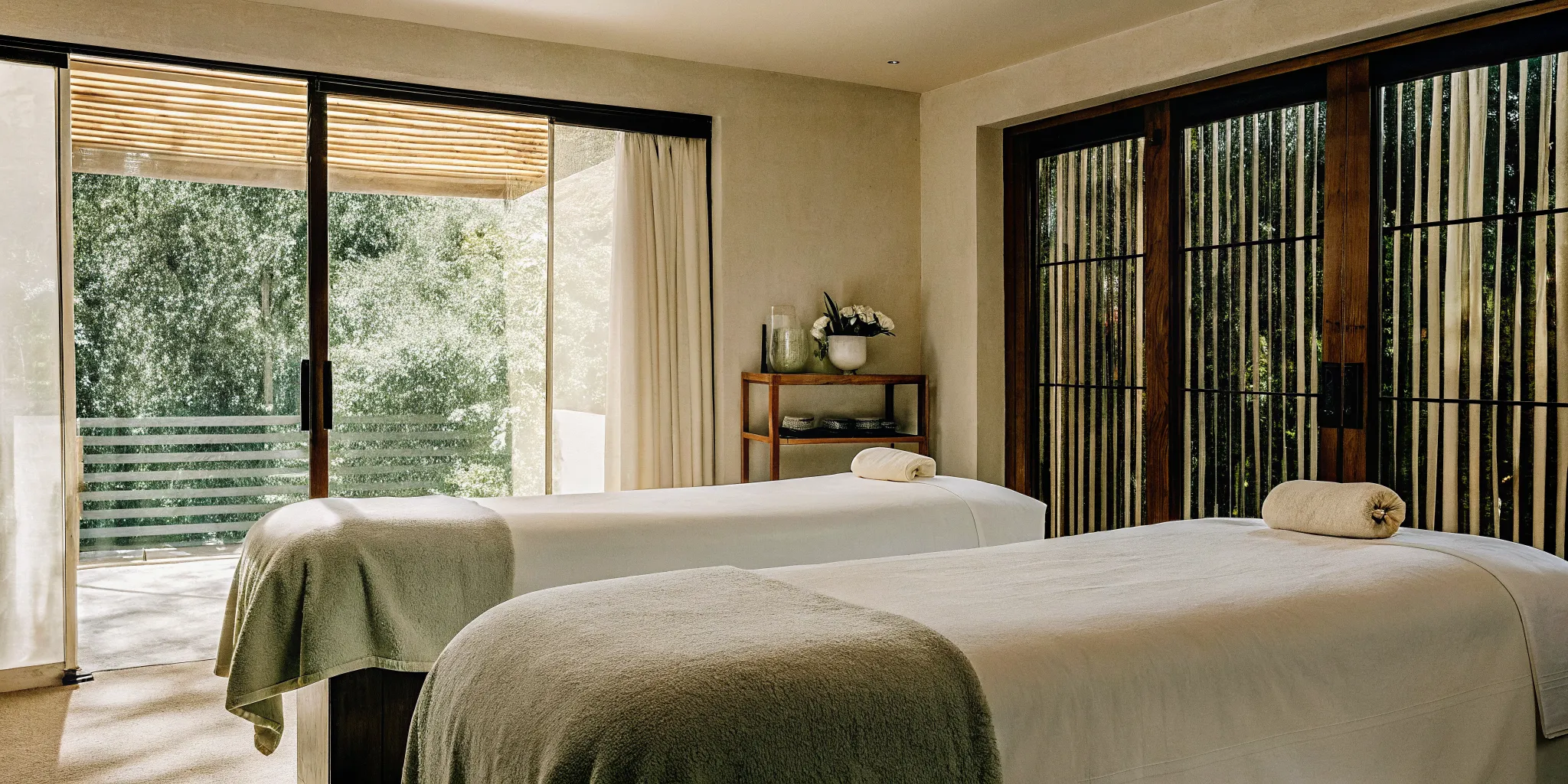 Serene massage room environment for therapeutic stress relief in New Orleans